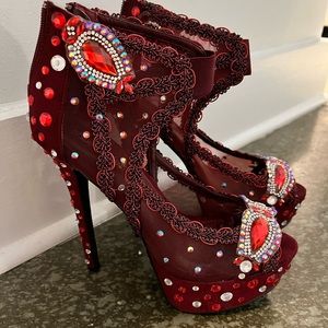 WBFF custom embellished platform stage heels with rhinestones, sz 8.5